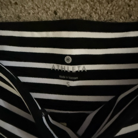 Athleta Black and White Stripped crop capri leggings size small - Picture 4 of 5